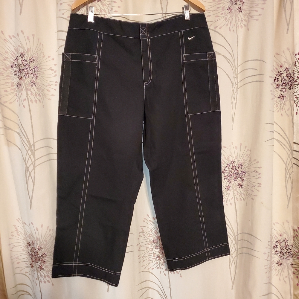 Nike Crop Casual Pants
